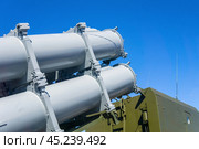 Anti-aircraft missile launcher against the sky. Стоковое фото, фотограф Евгений Харитонов / Фотобанк Лори