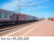 The Moscow-Tula train arrives at the Moscow railway station in Tula. Tula region, Russia. (2024 год). Редакционное фото, фотограф Photojuli / Фотобанк Лори