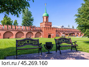 Башня Одоевских ворот, Тульский Кремль, Тула (2023 год). Стоковое фото, фотограф Baturina Yuliya / Фотобанк Лори