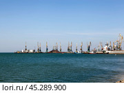 Бердянский морской торговый порт. Бердянск. Запорожская область. Стоковое фото, фотограф Сергей Афанасьев / Фотобанк Лори