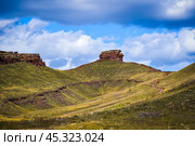 Хакасия, горная гряда Сундуки, Белый Июс (2019 год). Редакционное фото, фотограф Александр Галинский / Фотобанк Лори