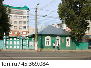 Дом-музей писателя М.Е. Салтыкова-Щедрина в городе Кирове (2013 год). Редакционное фото, фотограф Солодовникова Елена / Фотобанк Лори