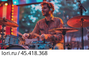 Drummer playing energetically at music festival with blurred background. Стоковое AI-видео, аниматор Юрий Поздников / Фотобанк Лори