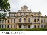 Петергоф Усадьба "Знаменка" (2024 год). Редакционное фото, фотограф Литвяк Игорь / Фотобанк Лори