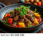 Warm salad with beef and vegetables. Enjoy your meal! Стоковое AI-изображение, AI-художник Сергей Елизарьев / Фотобанк Лори