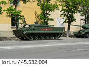 Модернизированная боевая машина пехоты БМП-3М на улице города, подготовка к параду. Волгоград, Центральный район, Россия. (2024 год). Редакционное фото, фотограф Андрей Цыганков / Фотобанк Лори