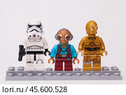 RUSSIA, May 16, 2018. Constructor Lego Star Wars. Various mini-figures from different episodes of the saga. Редакционное фото, фотограф Андрей Аркуша / Фотобанк Лори