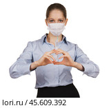 Girl in a mask holding syringe. Стоковое фото, фотограф Дмитрий Киселёв / Фотобанк Лори