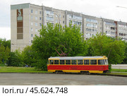 Трамвай "Татра" T3SU №187, конечная станция "40 лет ВЛКСМ", Екатеринбург (2019 год). Редакционное фото, фотограф Алексей Иванов / Фотобанк Лори