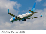 SAINT PETERSBURG, RUSSIA - JUNE 02, 2022: The departing aircraft Boeing 737-800 (RA-73227) of Pobeda Airlines close-up in a cloudy sky. Редакционное фото, фотограф Виктор Карасев / Фотобанк Лори