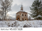 Казанская церковь, с. Хомутово, Ивановская область. Редакционное фото, фотограф Ирина Яровая / Фотобанк Лори