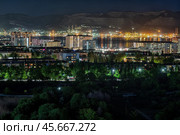 Пейзаж ночного города Новороссийска (2024 год). Стоковое фото, фотограф Владимир Ушаров / Фотобанк Лори