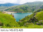 Picturesque view of the mountain lake Gizhgit in the shape of a heart with azure water. Caucasus. Стоковое фото, фотограф Константин Лабунский / Фотобанк Лори