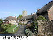 Godshill Isle of Wight (2014 год). Стоковое фото, фотограф Менелау София Теодора Крис / Фотобанк Лори
