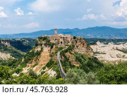 Вид на Civita di Bagnoregio (2015 год). Стоковое фото, фотограф Довбыш Владислав Викторович / Фотобанк Лори