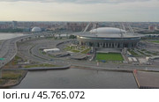 Aerial view of cable-stayed bridge with cars. Стоковое видео, видеограф Михаил Коханчиков / Фотобанк Лори