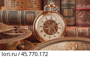 Vintage pocket watch. Vintage background Concept of time history. Стоковое видео, видеограф Андрей Армягов / Фотобанк Лори