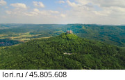 Hohenzollern Castle, Germany. Aerial FPV drone flights. (2018 год). Стоковое видео, видеограф Андрей Армягов / Фотобанк Лори