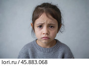 Маленькая печальная девочка. Стоковое AI-изображение, AI-художник Дмитрий Киселёв / Фотобанк Лори