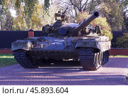 Танк Т80Б. Редакционное фото, фотограф Виталий Шкапский / Фотобанк Лори