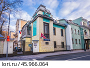 Городская усадьба П.А. и Н.П.Павловых. Товарищества мануфактур, основанных И.И.Скворцовым 1905 год, Глазовский переулок, Москва. Редакционное фото, фотограф Baturina Yuliya / Фотобанк Лори