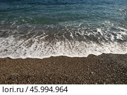 Набегающая на галечный пляж волна, Средиземное море, Турция. Стоковое фото, фотограф Оксана Шведкова / Фотобанк Лори