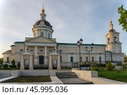 Церковь Михаила Архангела летним утром. Коломна, Московская область (2024 год). Стоковое фото, фотограф Анна Карасева / Фотобанк Лори
