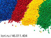 tinted plastic granulate for injection moulding process. Стоковое фото, фотограф Сергей Толмачёв / Фотобанк Лори