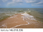 Коса в Азовском море. Стоковое фото, фотограф Александр Тимохин / Фотобанк Лори