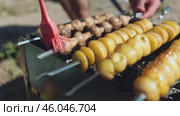 Grilling Various Succulent and Flavorful Skewers with Fresh, Flavorful Ingredients. Стоковое видео, видеограф Евдокимов Максим / Фотобанк Лори