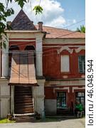 Старый дом. Калуга. (2020 год). Редакционное фото, фотограф Василий Мальцев / Фотобанк Лори