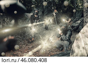 Impudent teams facing on battlefield in outdoor paintball arena during match. Стоковое фото, фотограф Яков Филимонов / Фотобанк Лори