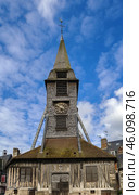 Bell tower, Honfleur (2016 год). Стоковое фото, фотограф Boris Breytman / Фотобанк Лори