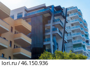 Modern apartment buildings in a residential area of Alanya (2022 год). Стоковое фото, фотограф Светлана Султанаева / Фотобанк Лори