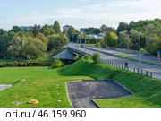 Улица Кузнецкая. Кузнецкий мост. Псков (2019 год). Редакционное фото, фотограф Александр Щепин / Фотобанк Лори