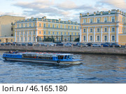 Особняк Державина на набережной Фонтанки в Петербурге (2015 год). Редакционное фото, фотограф Александр Алексеев / Фотобанк Лори