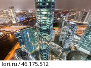 Ночной вид из окна Москва Сити башня Москва на соседние башни панораму столицы (2022 год). Стоковое фото, фотограф Антон Воронков / Фотобанк Лори