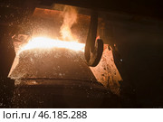На металлургическом комбинате. Выплавка горячей стали. Стоковое фото, фотограф Pukhov K / Фотобанк Лори