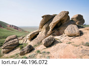 Песчанник горы Богдо ( Богдинско-Баскунчакский заповедник ) Стоковое фото, фотограф Павел Просянов / Фотобанк Лори