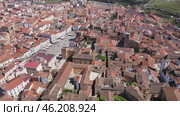 Aerial view of the administrative center and residential quarters of the city of Caceres, Spain. Стоковое видео, видеограф Яков Филимонов / Фотобанк Лори