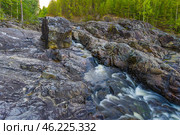 Водопад на древнем вулкане Гирвас, Карелия. Стоковое фото, фотограф Александр Салук / Фотобанк Лори