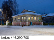 Великий Устюг. Деревянный дом. Редакционное фото, фотограф Литвяк Игорь / Фотобанк Лори