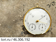 Aneroid barometer on grey grunge background. Стоковое фото, фотограф Pixel_shot / Фотобанк Лори