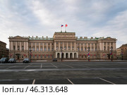 St. Petersburg, Russia, 04.30.2023: View of the building of the Mariinsky Palace on St. Isaac's Square, the Legislative Assembly of St. Petersburg is located here, on a spring morning. Редакционное фото, фотограф Ula Ulachka / Фотобанк Лори