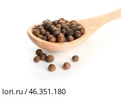 Wooden spoon with allspice on white background. Стоковое фото, фотограф Pixel_shot / Фотобанк Лори