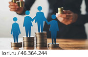 Paper people standing on a coin stacks. Insightful Analysis of Investment. Business Metrics, Performance Trends. Visual representation shows growth, success, achievement. Income gap. Market recovery. Стоковое AI-видео, аниматор Марина Демидюк / Фотобанк Лори
