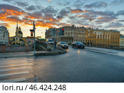 Санкт-Петербург утром. Река Фонтанка, мост Белинского (2013 год). Стоковое фото, фотограф Александр Алексеев / Фотобанк Лори