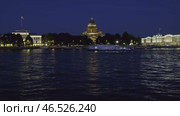 St. Isaac's Cathedral at night. Стоковое видео, видеограф Михаил Коханчиков / Фотобанк Лори