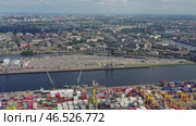 Cargo ships and container in harbor, St. Petersburg (2021 год). Стоковое видео, видеограф Михаил Коханчиков / Фотобанк Лори