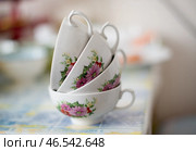 Чайные чашки СССР, советские чайные чашки. Редакционное фото, фотограф Елена Борисова / Фотобанк Лори